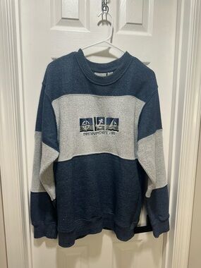 Men's Newport Crewneck Colorblock Sweater - Navy & Light Gray